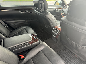 Mercedes-Benz S350 BLUETEC (10 foto / 15)