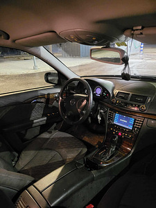 Mercedes-Benz E280 3,0D (6 фото из 7)
