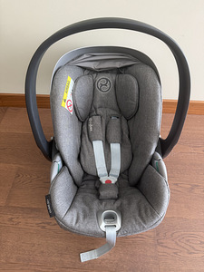 Продается автолюлька Cybex Cloud Z2 с тканью Plus (6 фото из 8)