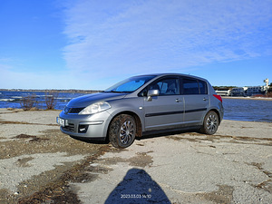 Nissan Tiida 1.6, 2009 man. (6 foto / 11)