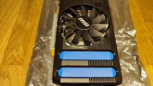 MSI Radeon HD 7850 2Gb (3 foto / 7)