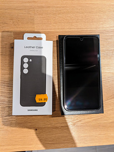 Samsung S23 (3 фото из 6)