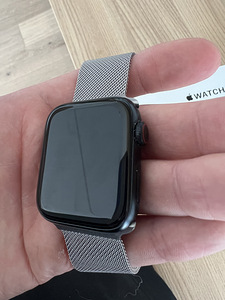 Apple Watch SE 44mm Black GPS+Cellular (2 foto / 3)
