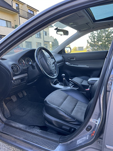 Mazda 6 2004 manu 2.0d (14 foto / 15)