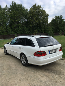 MB E220 CDI, 125kw. Avantgarde 2008a (9 foto / 13)