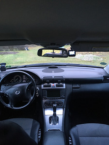 Mercedes-Benz C 320 Avantgarde 3.0 V6 165kW (8 foto / 8)
