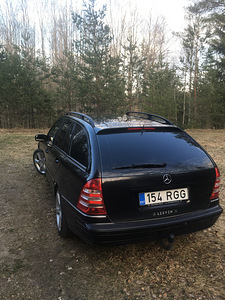 Mercedes-Benz C 320 3.0 V6 165kW VAHETUS (5 foto / 8)