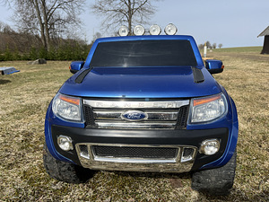 Ford Ranger elektriauto puldiga (2 foto / 5)
