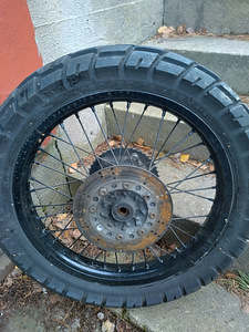 Mootorratta veljed ja rehvid (2 foto / 7)