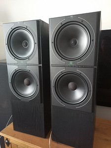Акустические системы KEF C75 (5 фото из 10)