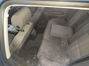 Audi A6 2.4 Quattro (12 foto / 13)