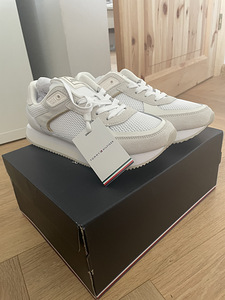 Uued Tommy Hilfiger tossud 37 (2 foto / 2)