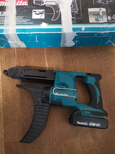 Makita dfr 550 (1 foto / 3)