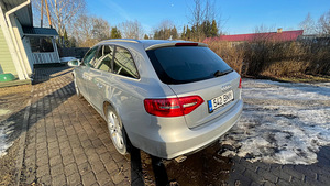 Audi A4 3.0 150kW (5 foto / 11)