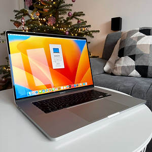 MacBook Pro 2019 16" Silver i7 / 16GB RAM / 512GB SSD (1 foto / 5)