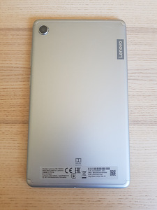Lenovo планшет (4 фото из 4)