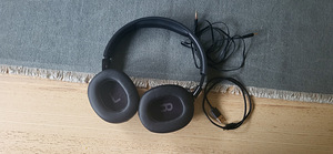 JBL juhtmevabad kõrvaklapid (1 foto / 2)