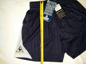Uued lühikesed püksid 164 (2 foto / 2)