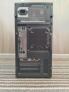 I5-4460 3,2GHz 16GB RAM, 1TB SSD, RTX2060 super 8GB (2 foto / 4)