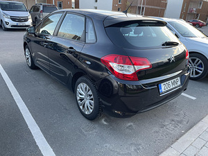 Citroen C4 (5 фото из 6)