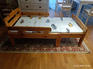Pikendatav voodi + madrats (2 foto / 7)