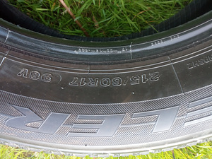 Летние шины R17/60/215 Bridgestone (5 фото из 5)