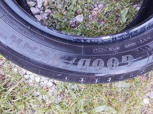 Летние шины R17/55/215 Goodyear Efficient (2 фото из 5)