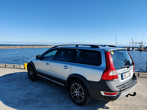 Volvo XC70 P3 2.4 D5 136 кВт (4 фото из 15)