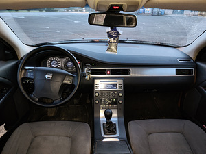 Volvo S80 2.4D 120kW (11 foto / 12)