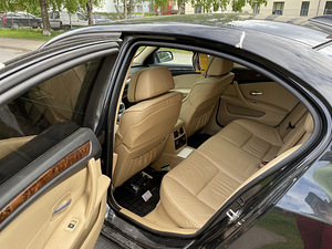 BMW 530xd facelift (4 foto / 6)