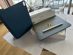 iPad Air 10,9 2022+Apple Pencil 2+Smart Folio (1 foto / 3)