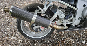 Yamaha r6 (3 фото из 6)