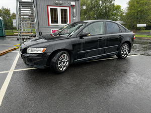 Volvo s40 2,5 бензин+газ (3 фото из 8)