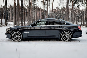 BMW 730d f01 (4 foto / 10)