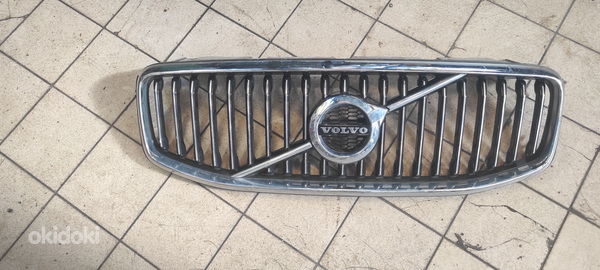 Volvo XC60 2018 esivõre (foto #1)
