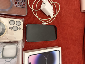 iPhone 14 pro 256 ГБ (2 фото из 3)