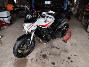 Honda CB600F Hornet (3 foto / 7)