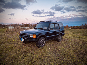 Land Rover Discovery 2 (2 фото из 15)