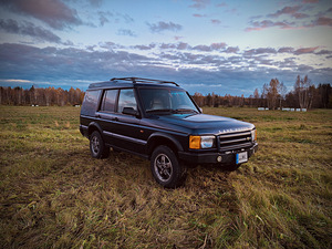 Land Rover Discovery 2 (6 фото из 15)