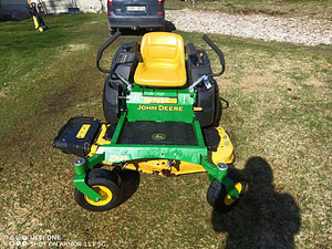Murutraktor John Deere Z425 (2 foto / 5)