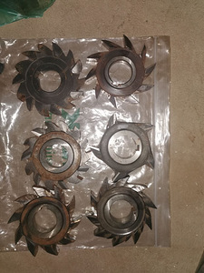 Metallilõiketööriistad- freesid, süvistid,plaadid R6M5/T5K10 (7 foto / 10)