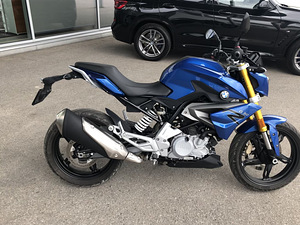BMW g310r (2 foto / 3)
