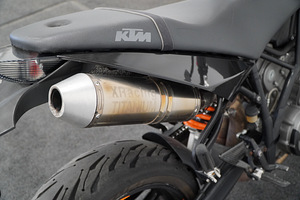 KTM 990 Super Duke (8 фото из 9)