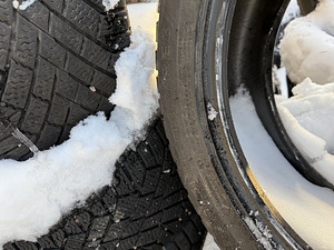 Nokian 235/45/18 (3 foto / 3)