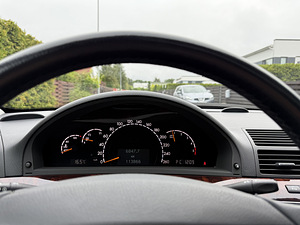 Mersedes Benz s320 (2 фото из 14)