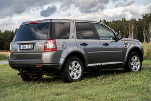 Land Rover Freelander (8 foto / 15)