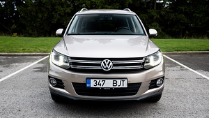 Volkswagen Tiguan (2 foto / 15)