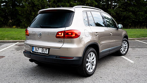 Volkswagen Tiguan (4 foto / 15)