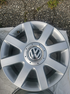 VW veljed 16" (2 foto / 5)