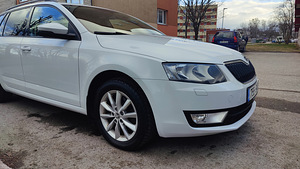 SKODA OCTAVIA 2.0D 110 kW 2015 (7 foto / 15)